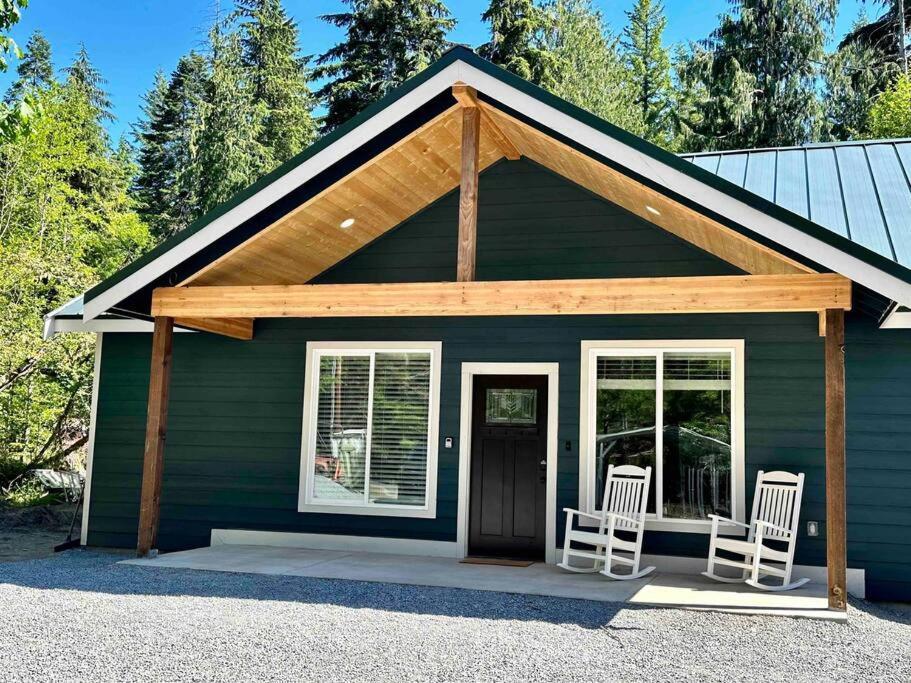 Luxe Mt. Rainier Lodge W/ Hot Tub-Ac-Game Room แอชฟอร์ด ภายนอก รูปภาพ